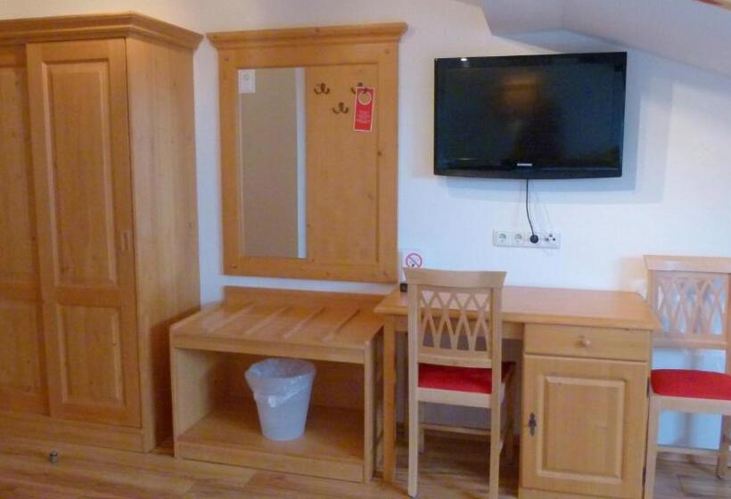 ユースホステル Landgasthof Entenwirt Tarsdorf