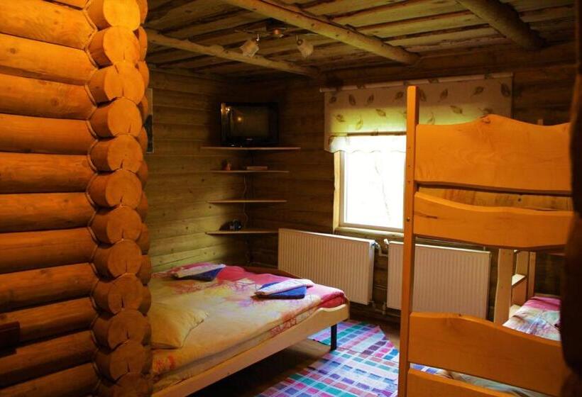 הוסטל Lian Family Hotel & Restaurant