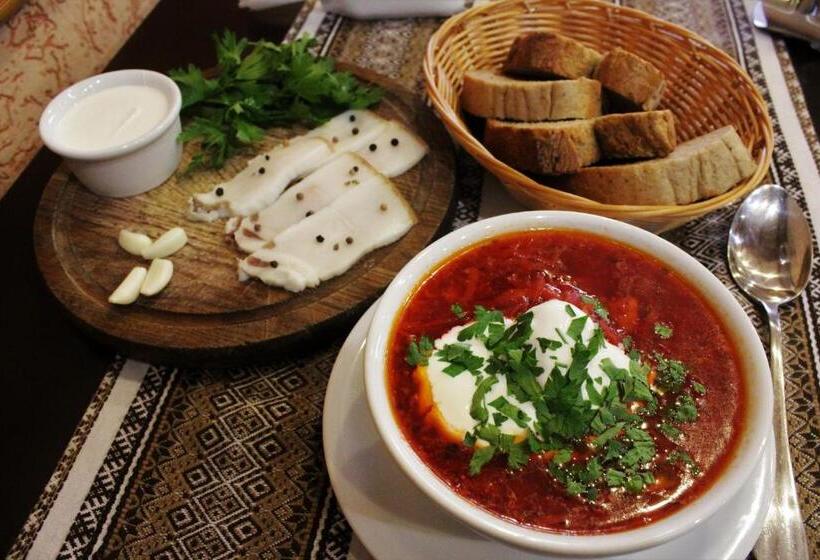 הוסטל Lian Family Hotel & Restaurant