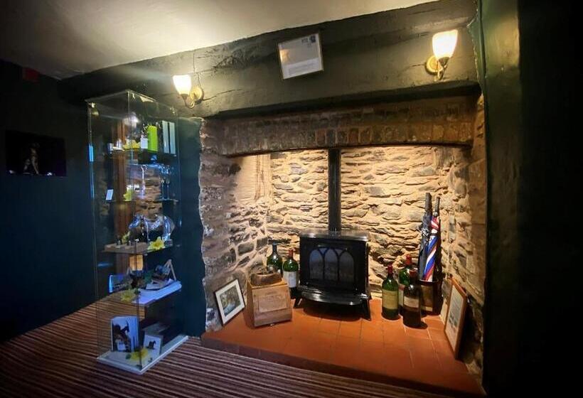 호스텔 Tarr Farm Inn