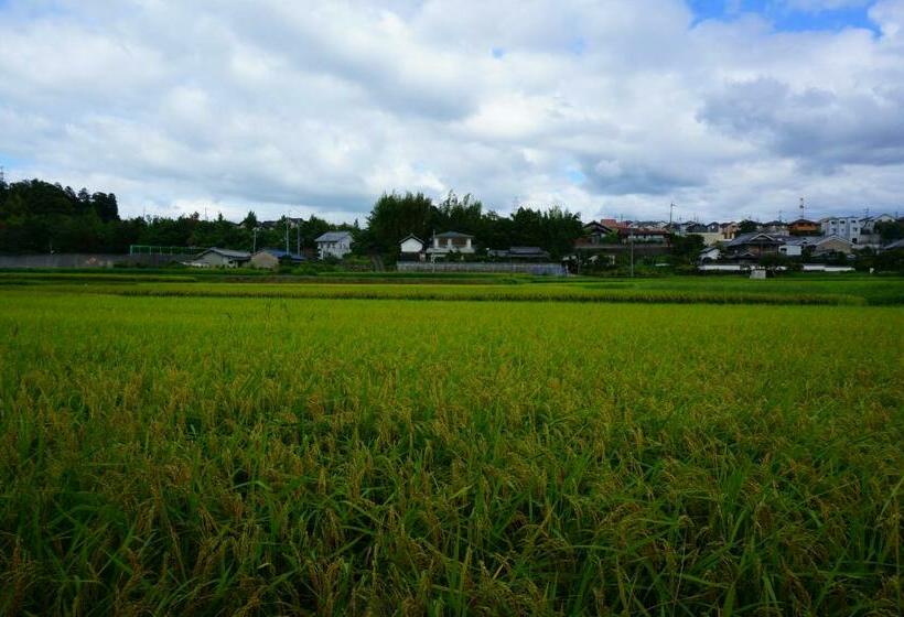 Atelier Bee S Knees Bed & Breakfast