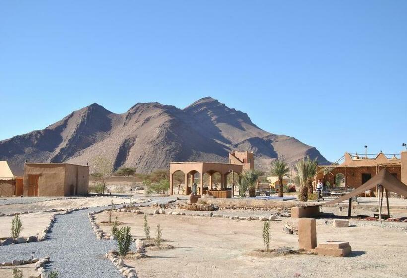 تختخواب و صبحانه Borj Biramane