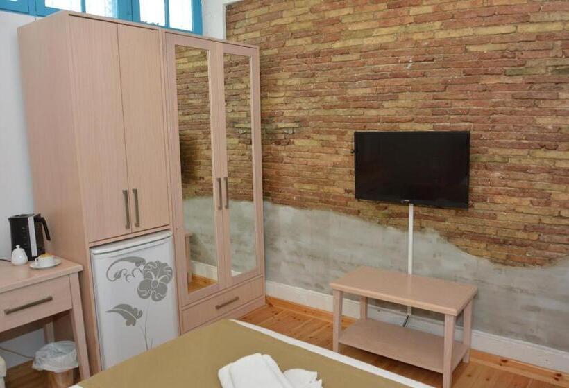 مبيت وإفطار Cypriot Swallow Boutique