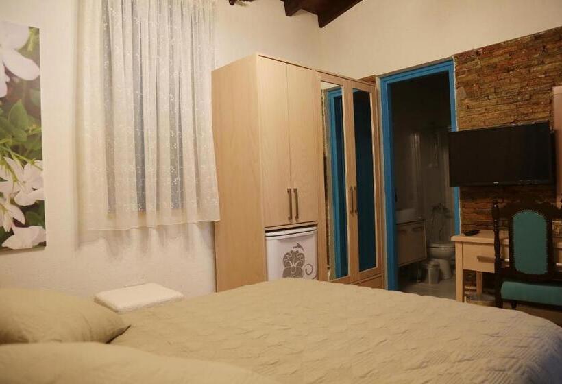 مبيت وإفطار Cypriot Swallow Boutique