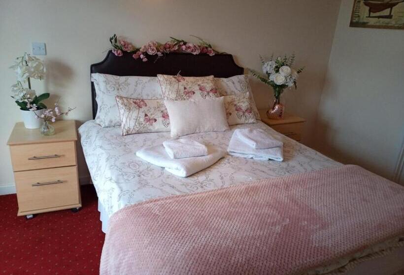 Bed and Breakfast Fox And Hounds Country Inn