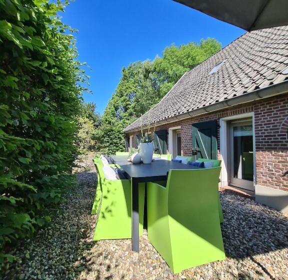 צימר Landgoed De Lavei