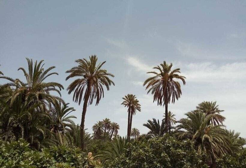 مبيت وإفطار Maison Nomades