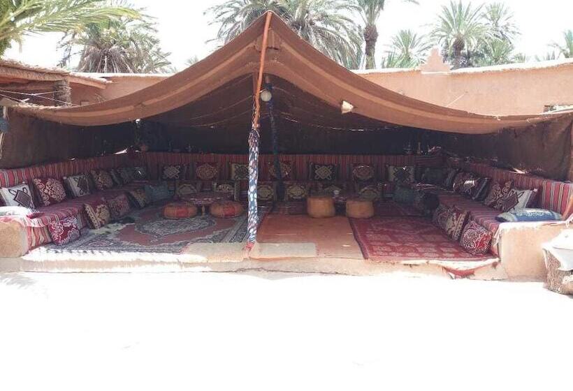 تختخواب و صبحانه Maison Nomades