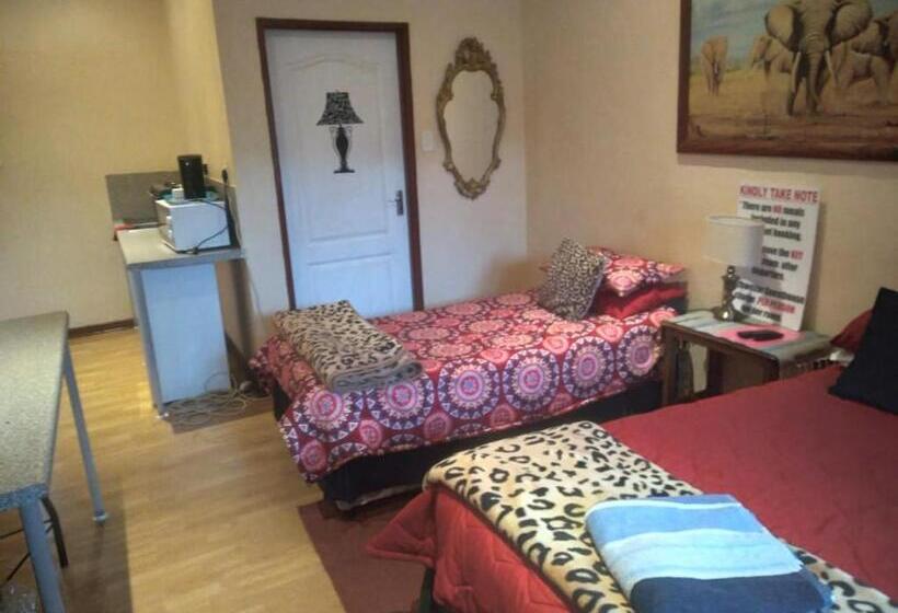 ベッドアンドブレックファースト Schweizer Guesthouse