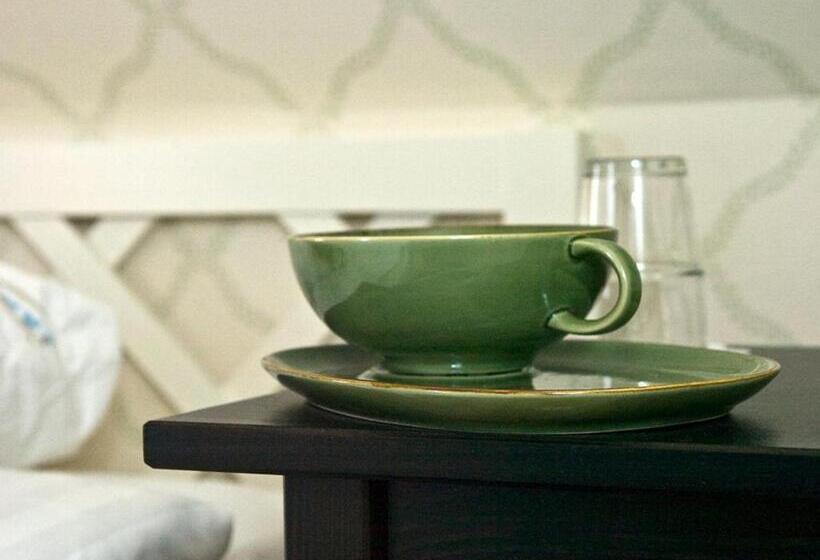 Bjälbo Gästhus B&b