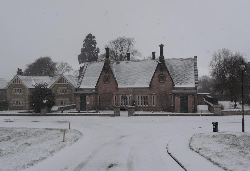 Ford Village Bed & Breakfast