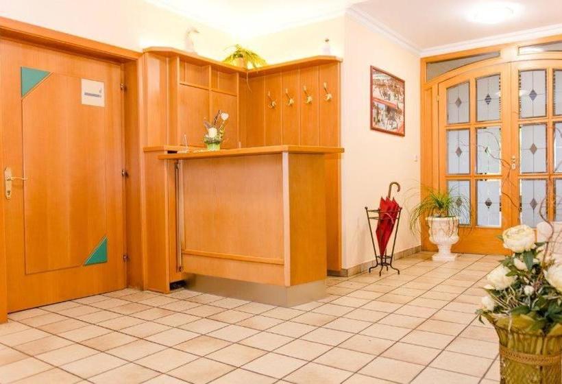 Frühstückspension Scharinger Hof