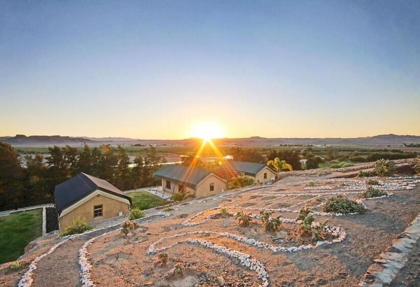 Frontier River Resort