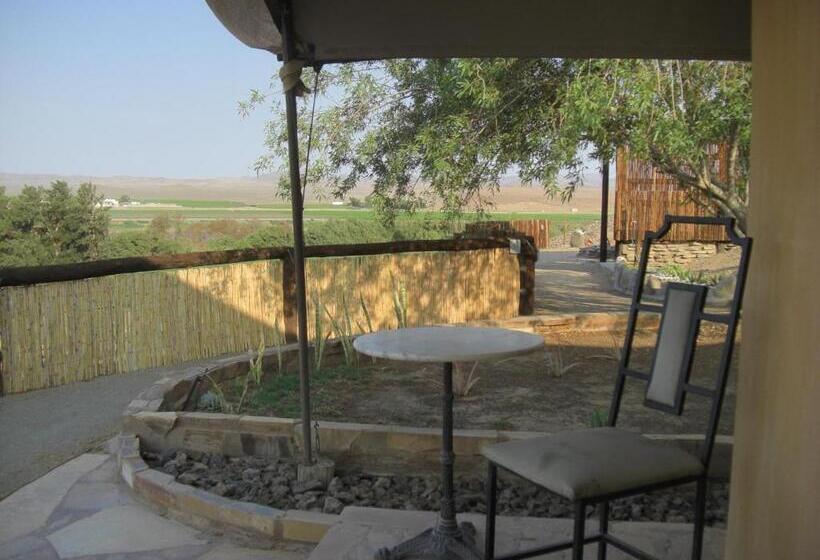 Frontier River Resort