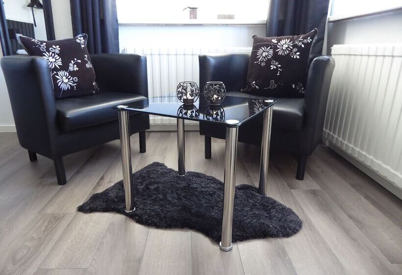 Holmen Bed & Breakfast