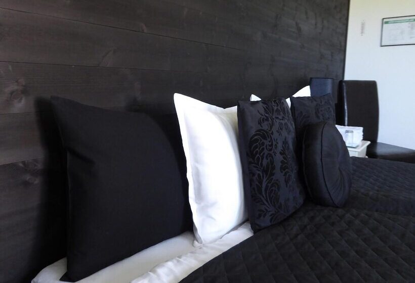 Holmen Bed & Breakfast