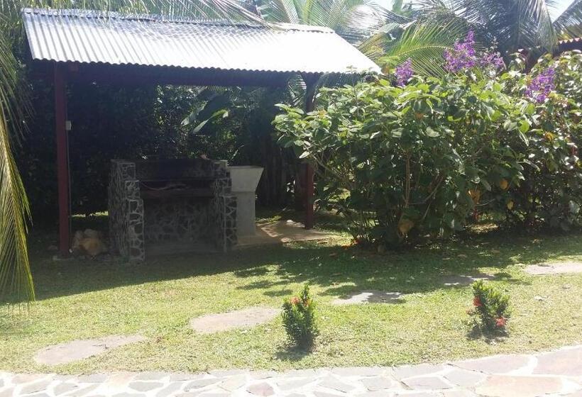 호텔 Cabanas Los Colibris