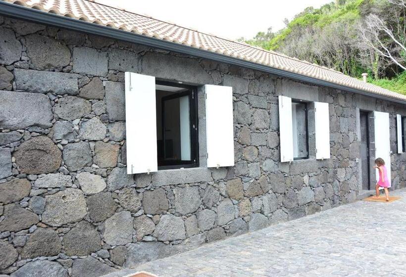 فندق Casa Dos Botes   Whaleboat House Ter