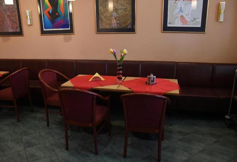 호텔 Casino Admiral Velenice   Gmünd