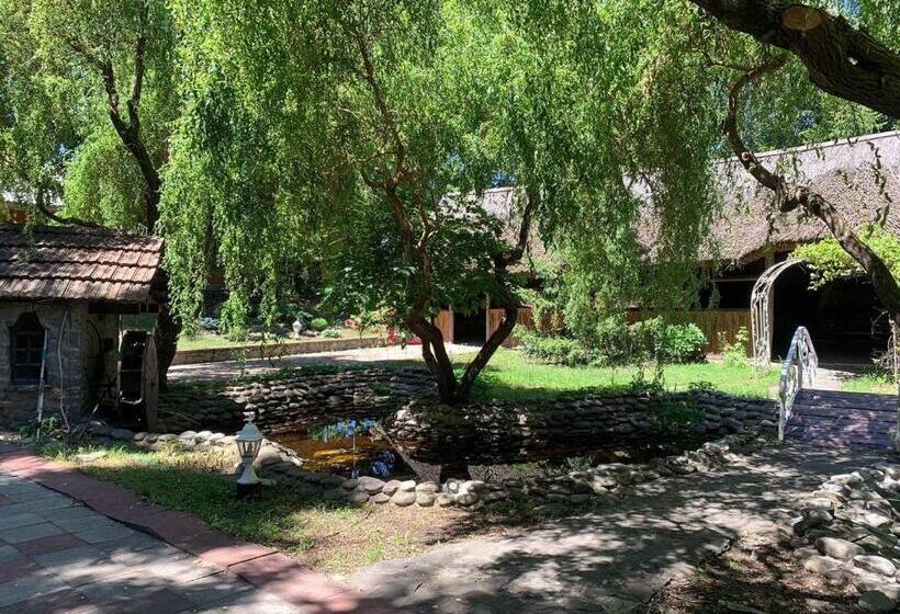 בית מלון כפרי Complex Lenivaya Vera