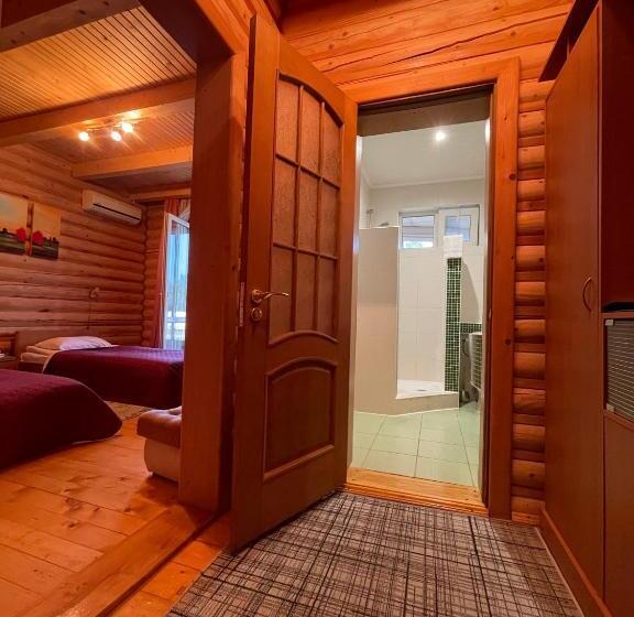 בית מלון כפרי Complex Lenivaya Vera