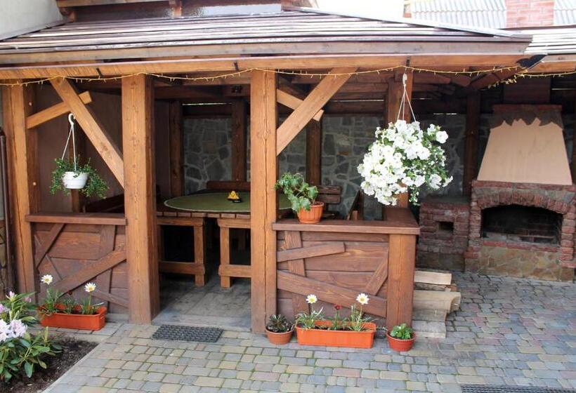 هتل Complex Vivcharyk