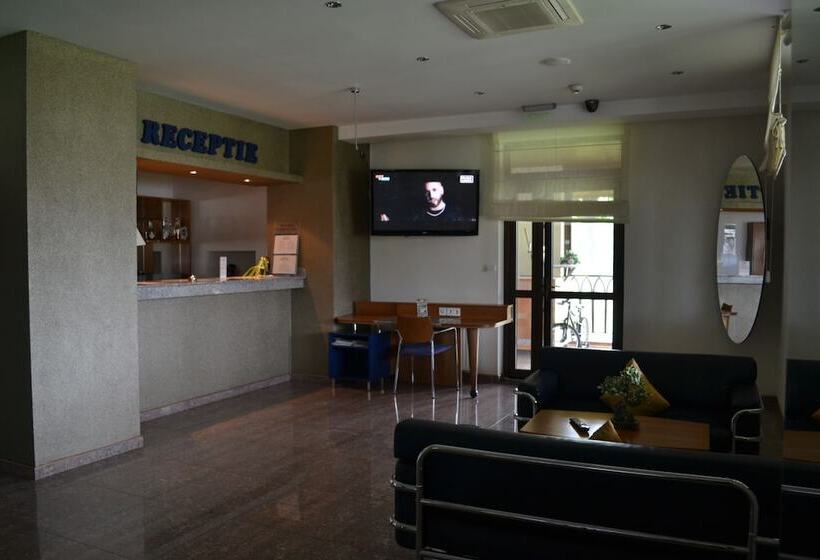 ホテル Doi Taurasi