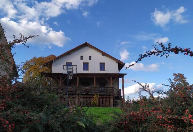 호텔 Ekofarma Bílý Mrak