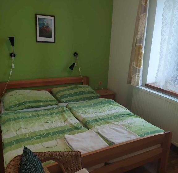 호텔 Ekofarma Bílý Mrak