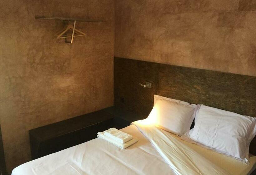 فندق Estabulo De Valinhas