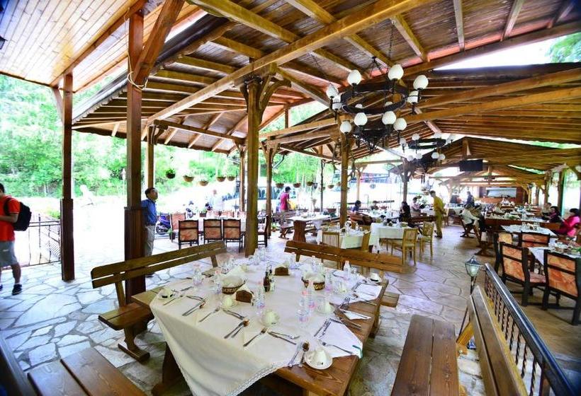 Family Hotel Gorski Kut