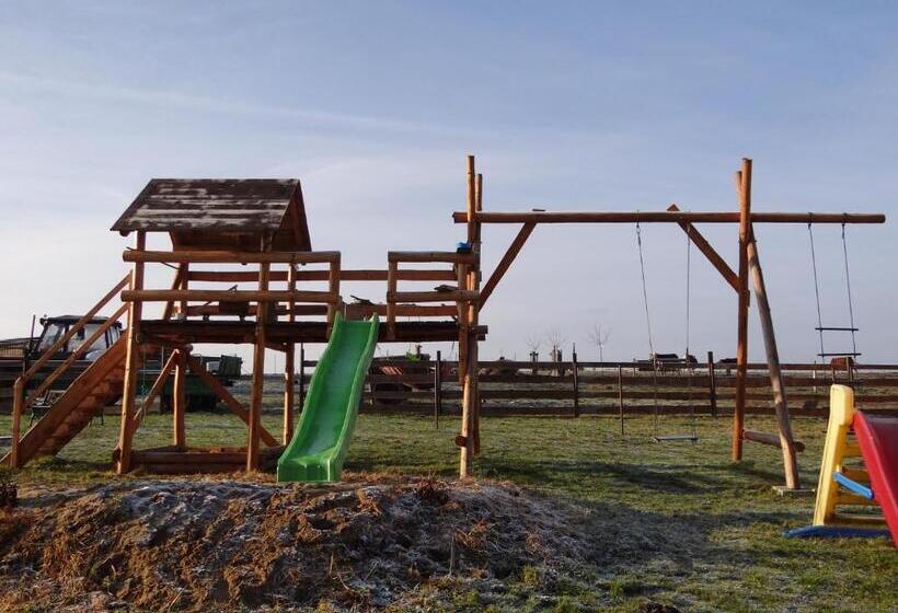 Szálloda Farma Růžová