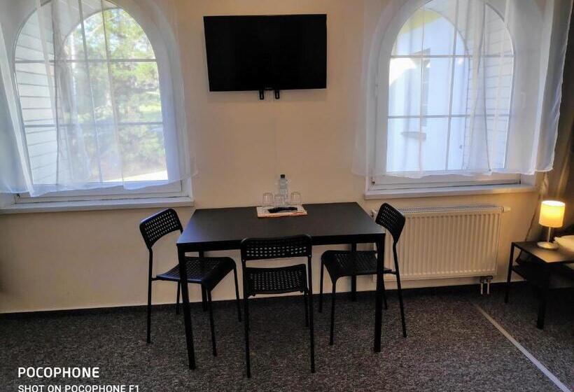 Szálloda Garni Orlova