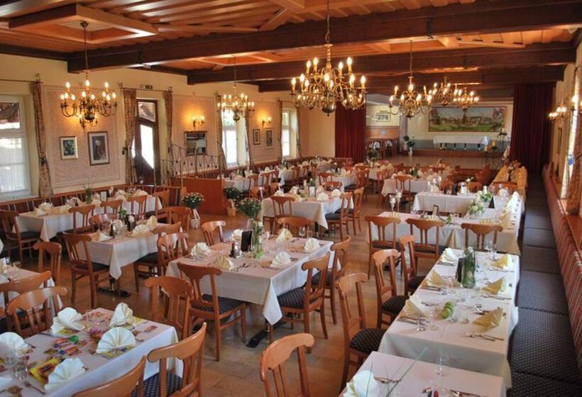 ホテル Gasthof Beim Böckhiasl