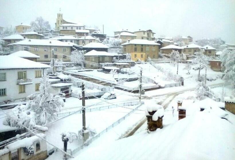 فندق Hinovi Hvoyna