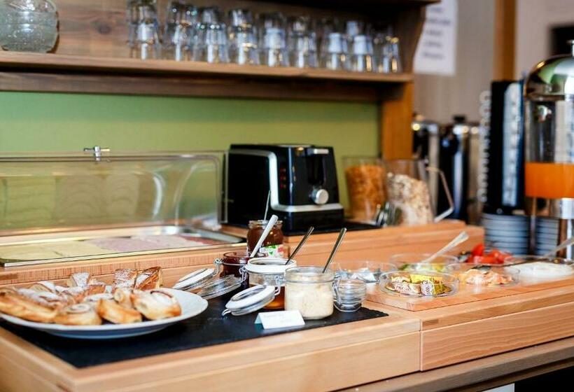 בית מלון כפרי Jitřenka