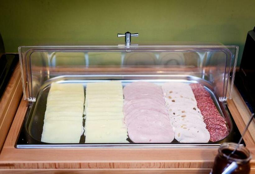 בית מלון כפרי Jitřenka