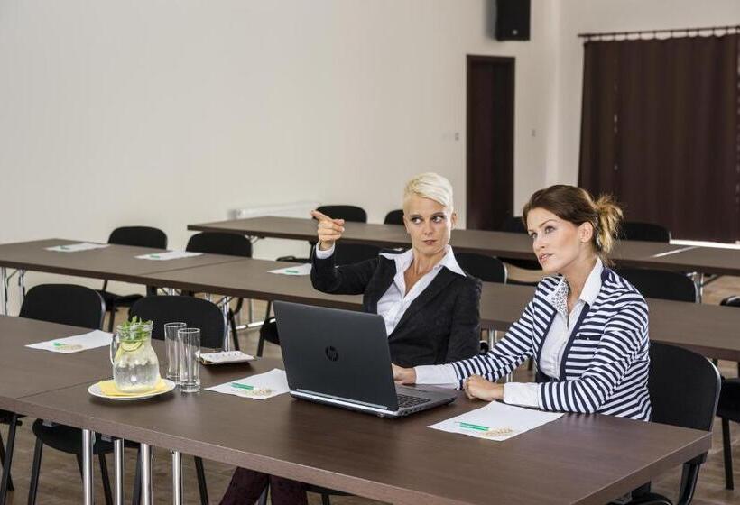 Szálloda Na Farmě Choťovice