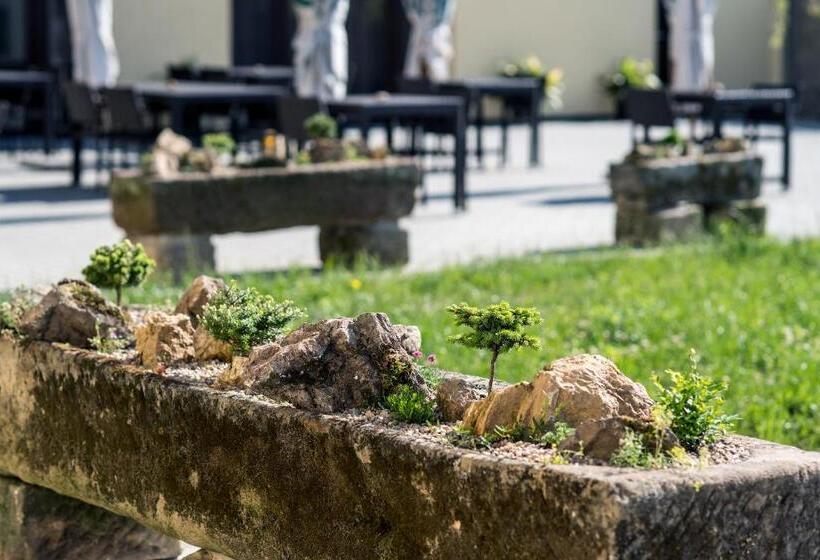 Szálloda Na Farmě Choťovice