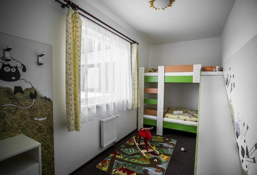 Szálloda Na Farmě Choťovice