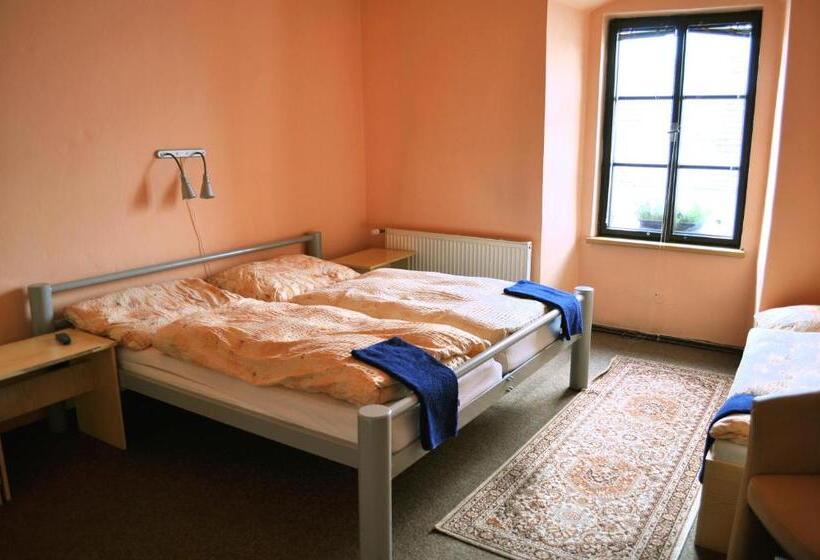 בית מלון כפרי Na Velké Hospodě