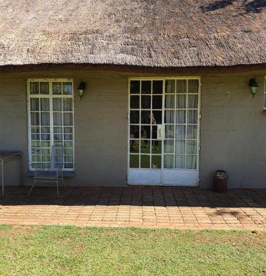 فندق Perdehoek Venue