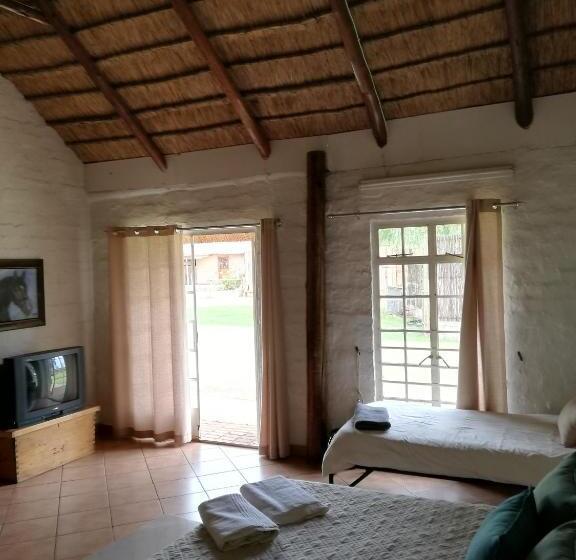 فندق Perdehoek Venue