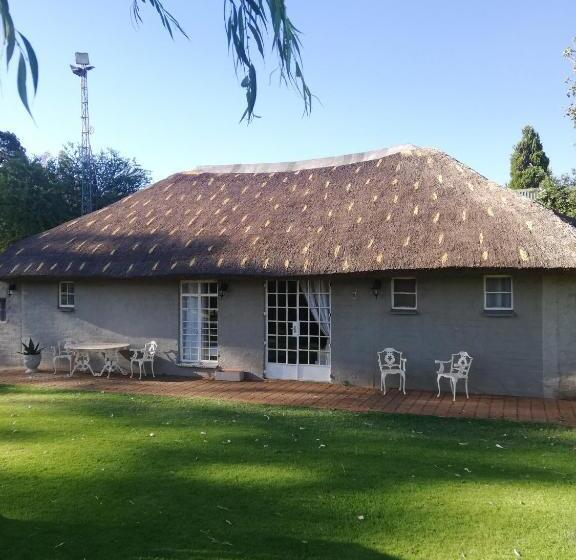 فندق Perdehoek Venue