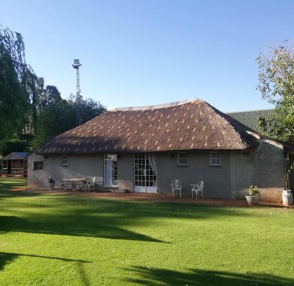 فندق Perdehoek Venue