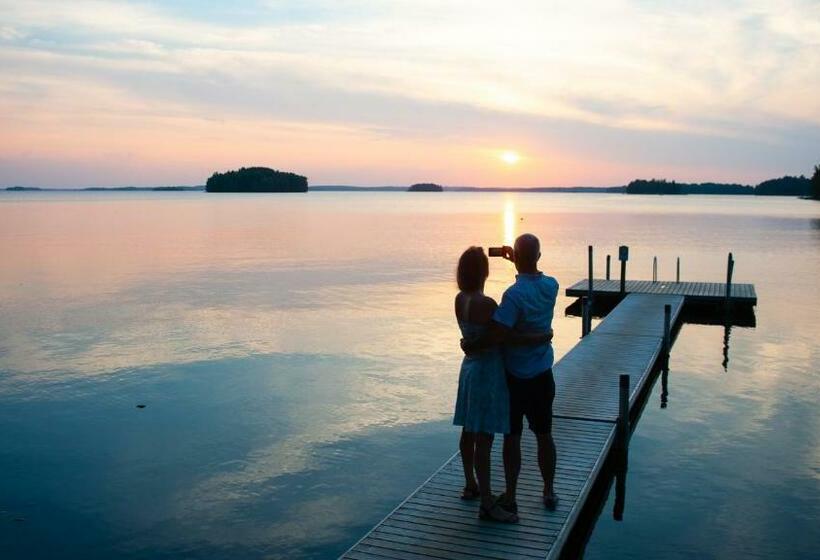 Отель Petays Resort