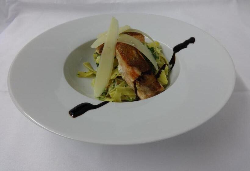 فندق Praha Potštejn