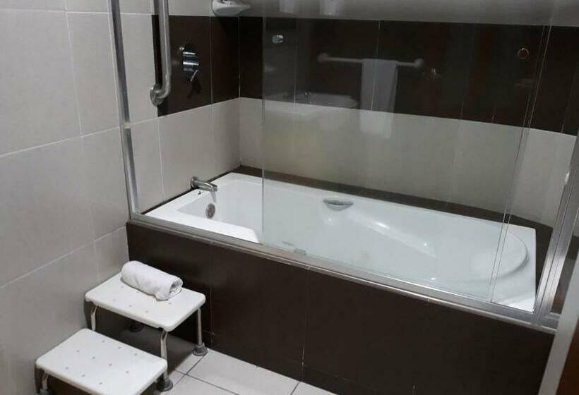 هتل Puerto Banana