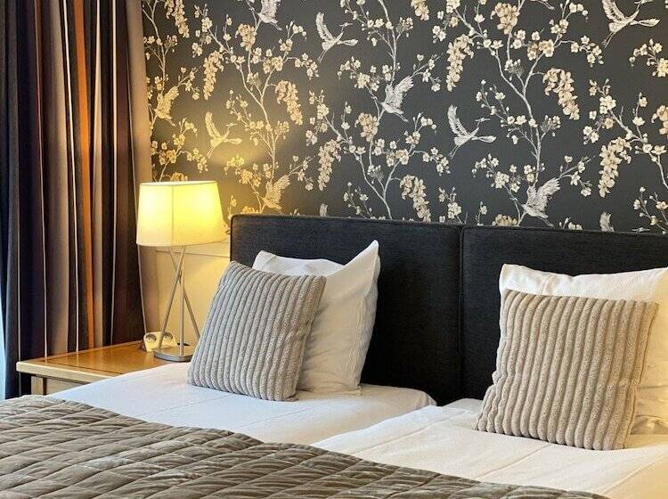 호텔 Hof Van  S Gravenmoer