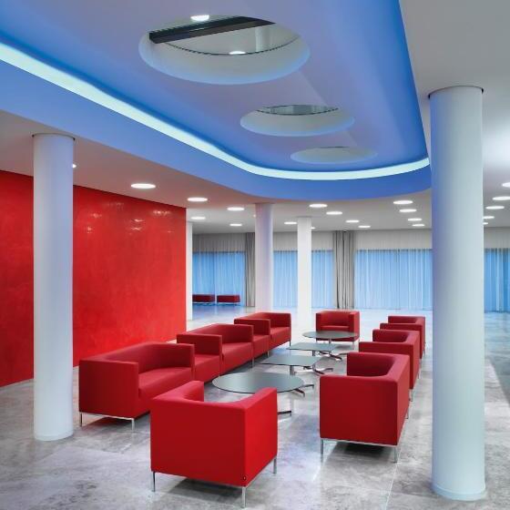 هتل S Port Véska